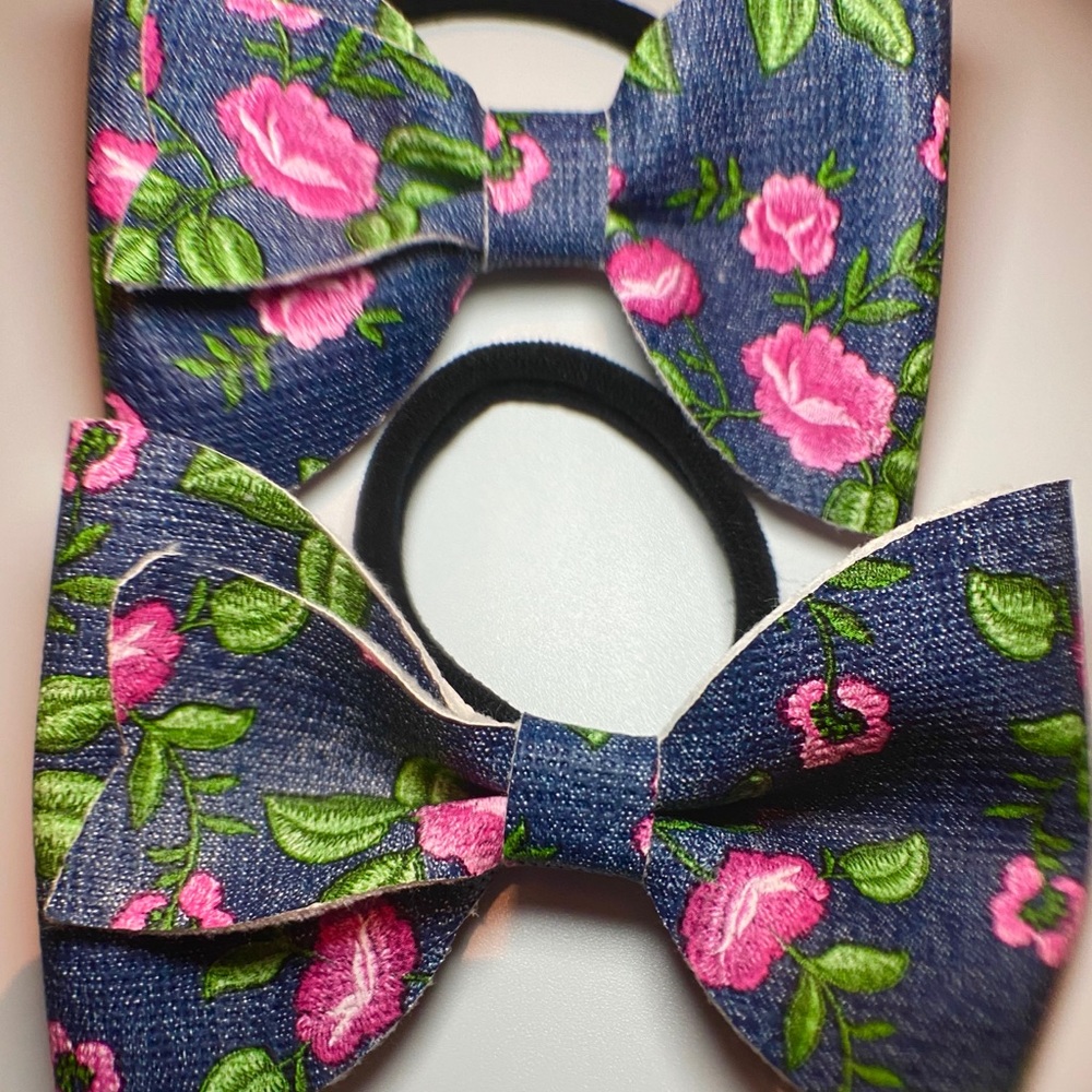 Cute Mermaid and several handmade hairbows